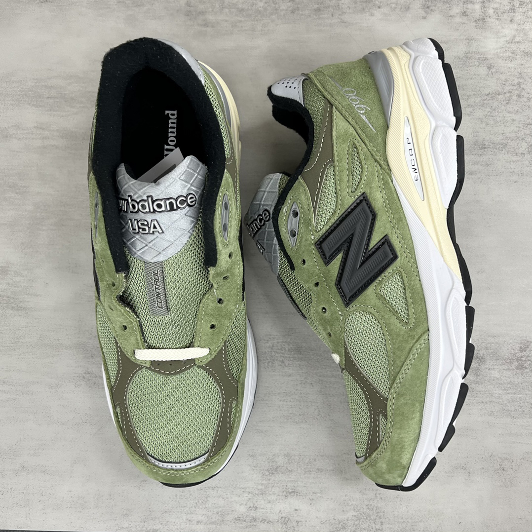 New Balance Sneakers-261