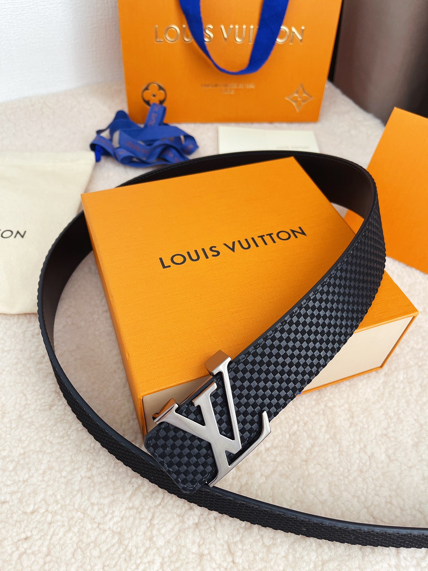 Lv belt-111