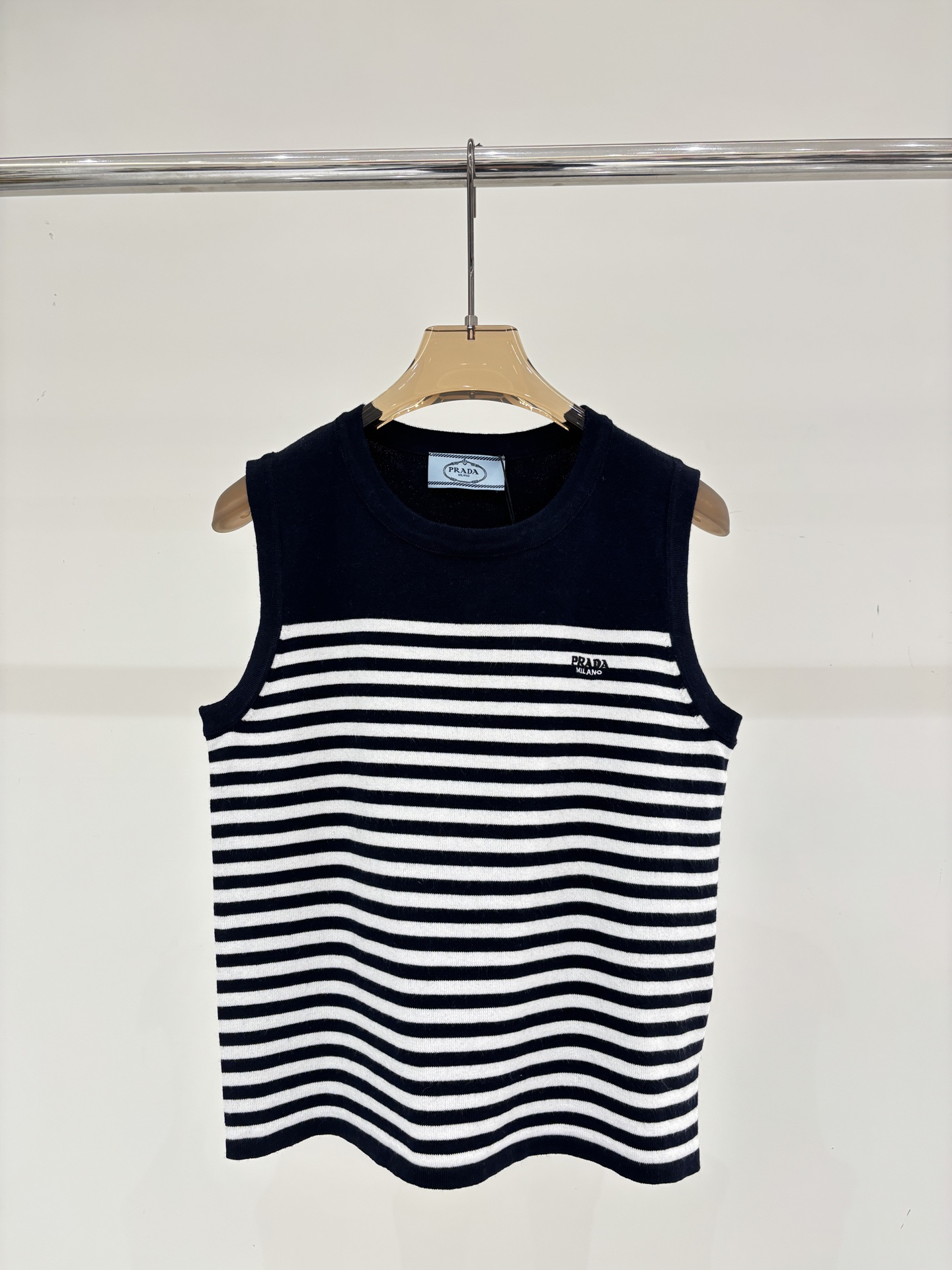 Prada Clothing-275