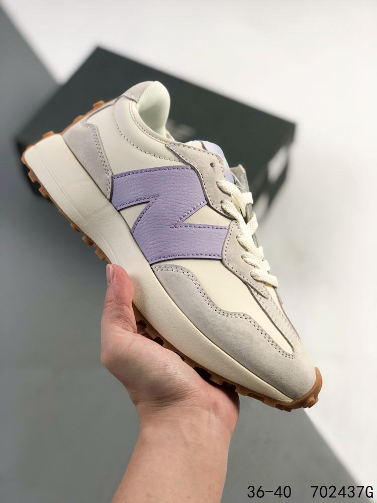 New Balance Sneakers-386