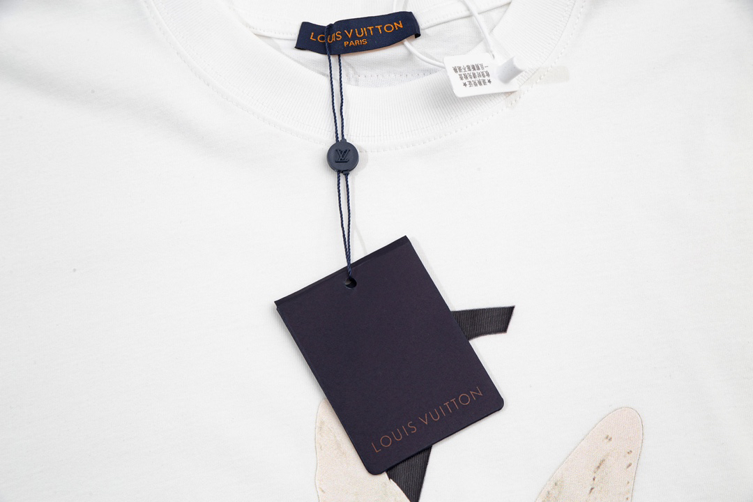 LV clothing-84