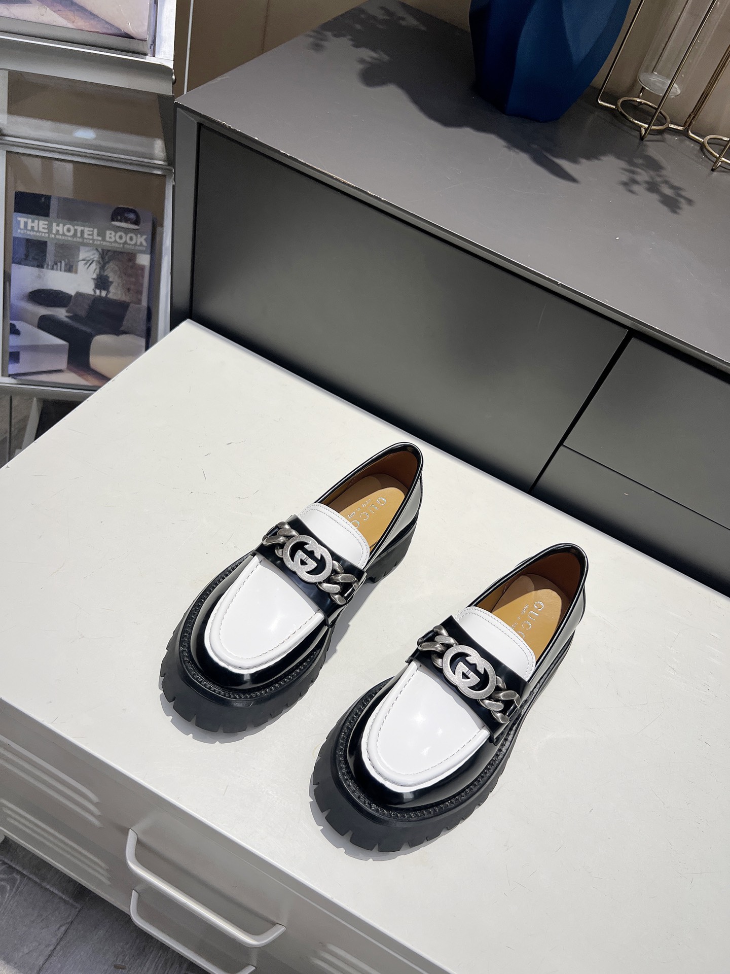 Gucci women's leather shoes-76