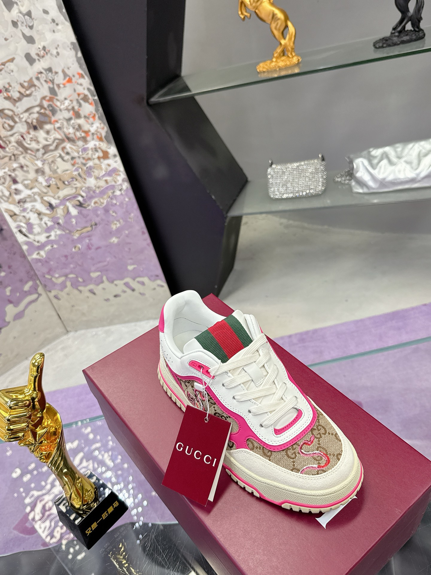Gucci Sneakers-135