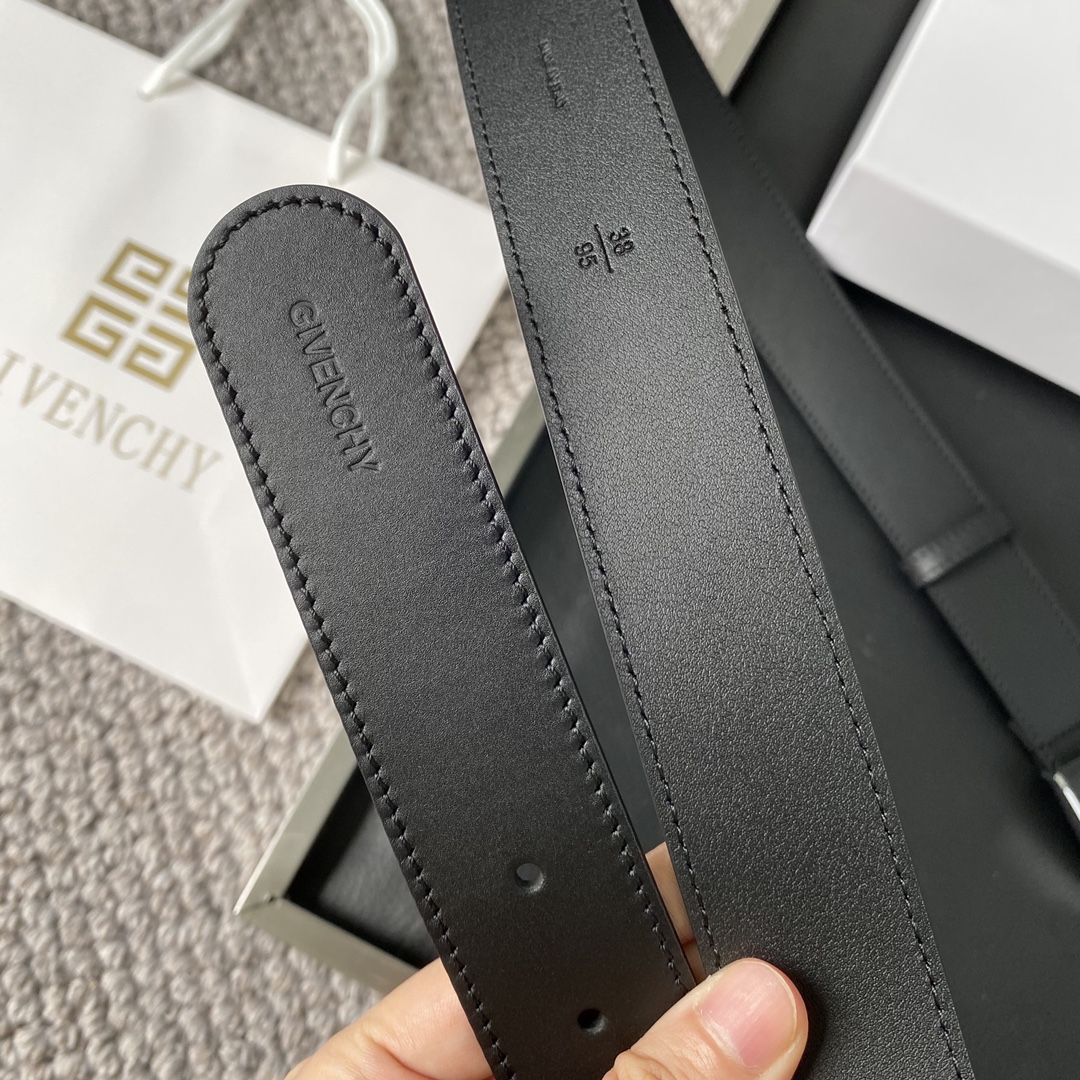 Givenchy belt-114