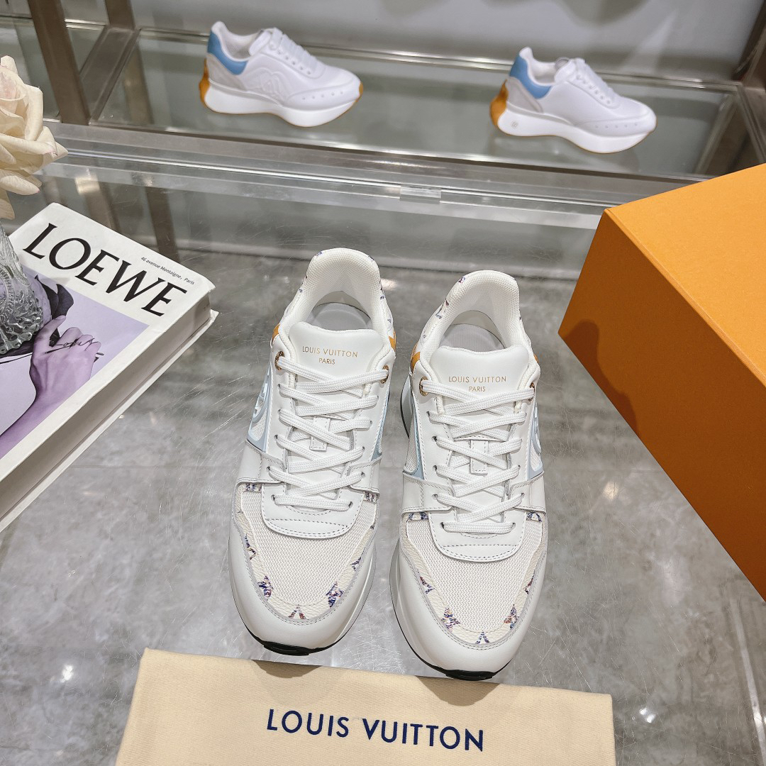 Lv Sneakers-214