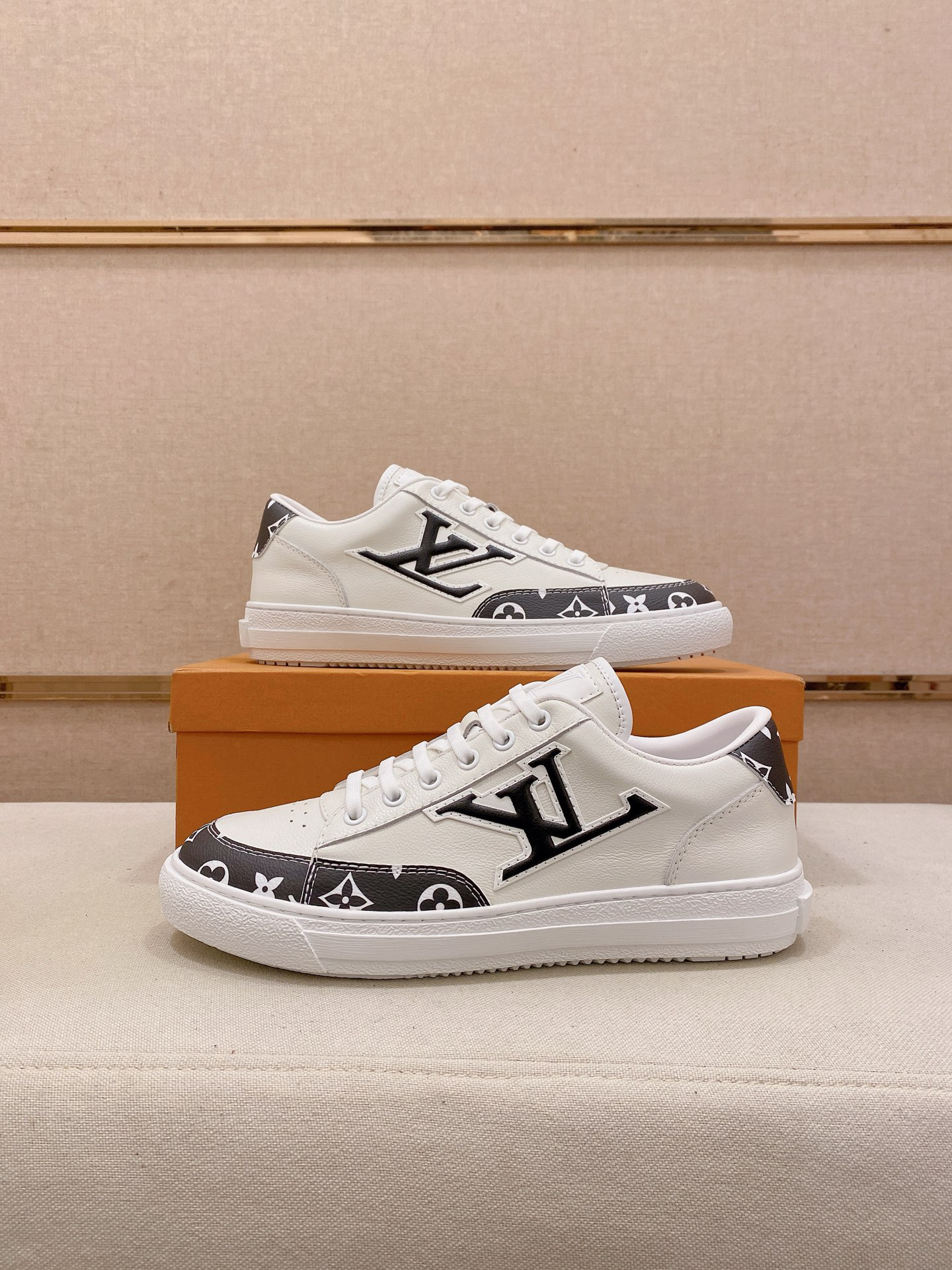 Lv Sneakers-93