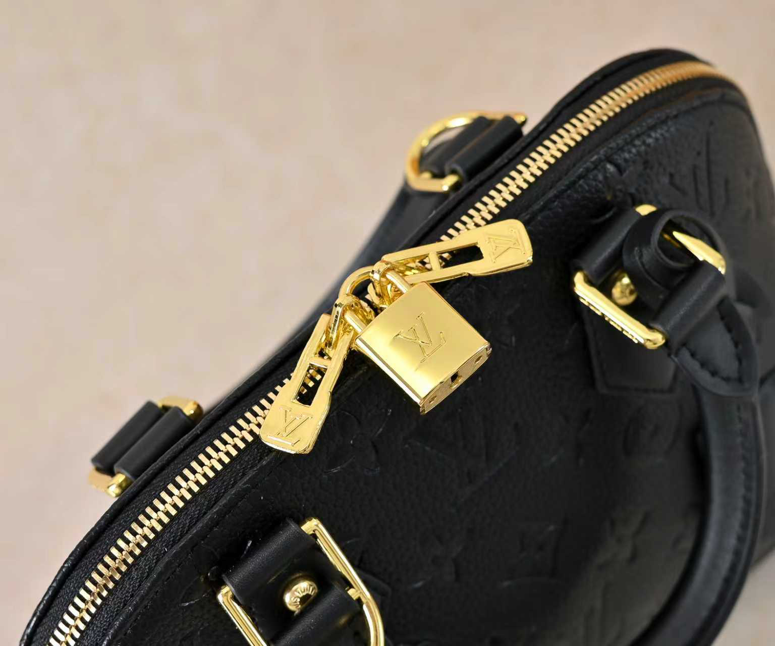 Louis Vuitton Hot New Product-151