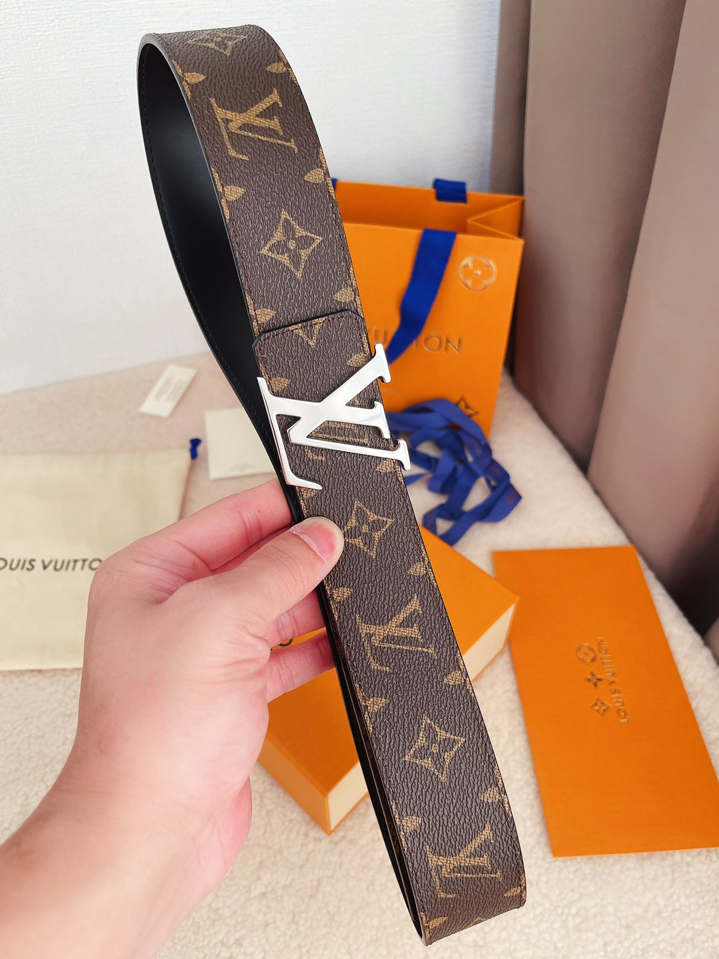 Lv belt-127