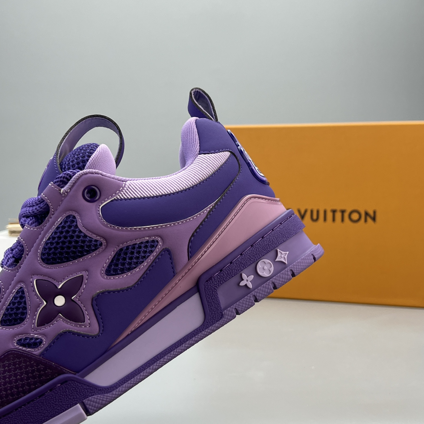 Lv Sneakers-139