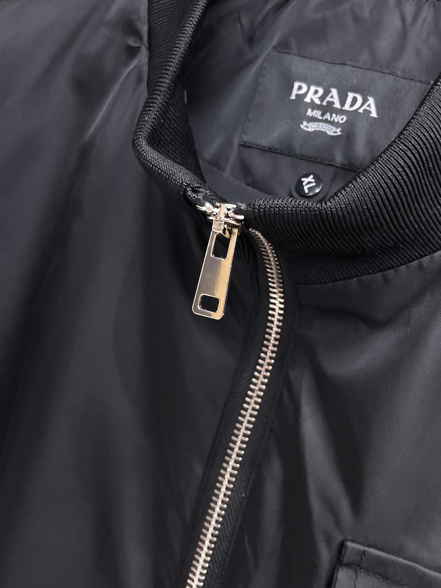Prada Clothing-112