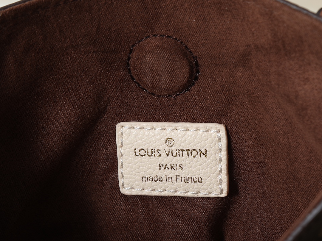 Louis Vuitton Hot New Product-42