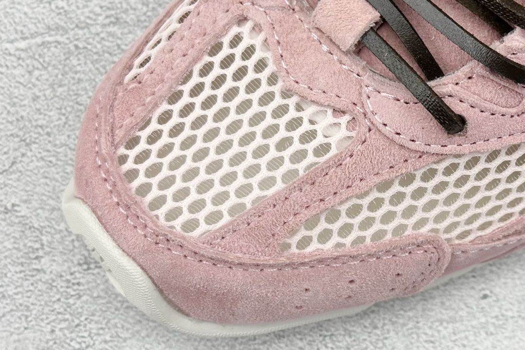 New Balance Sneakers-96