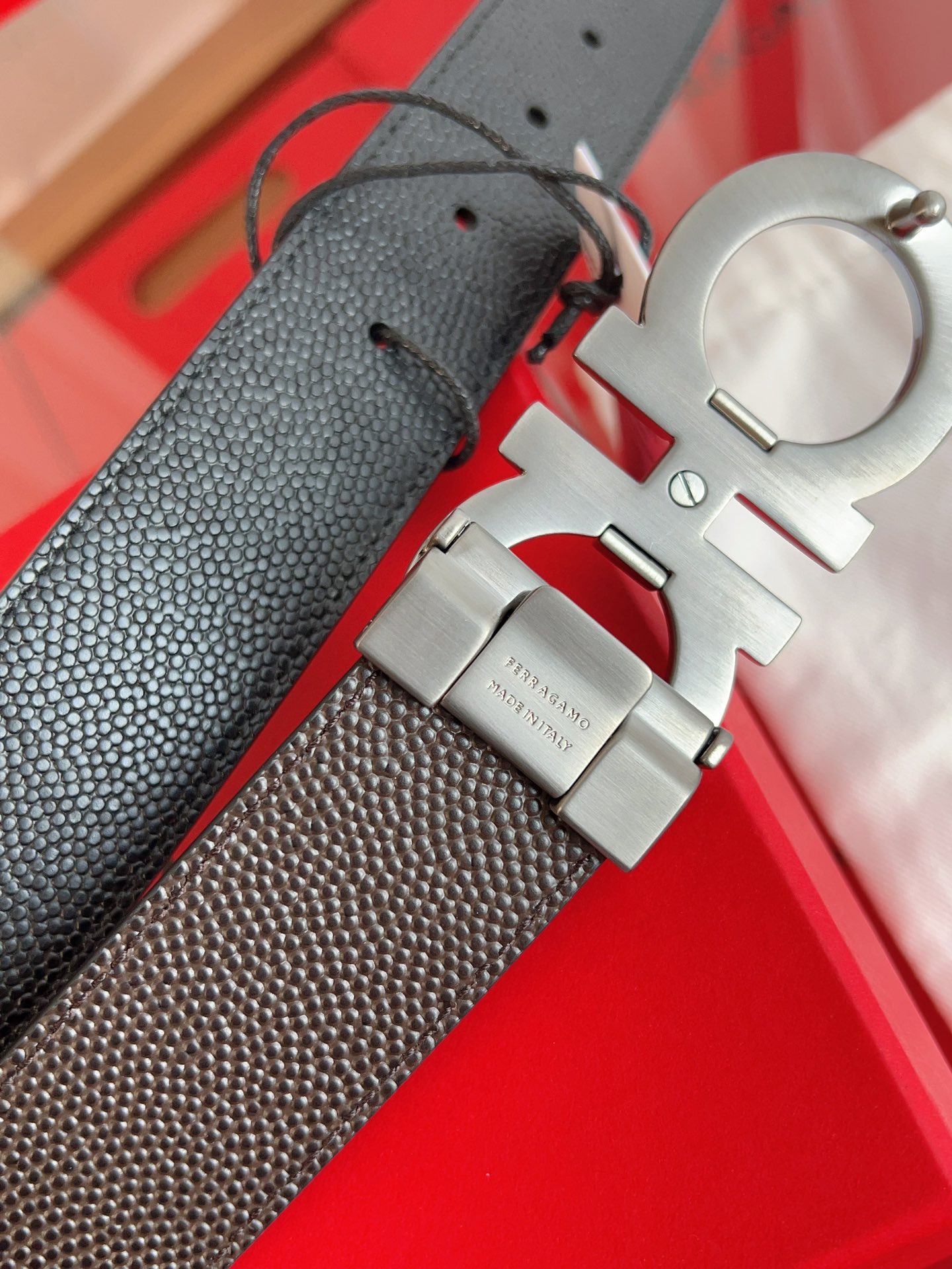 Ferragamo belt-111