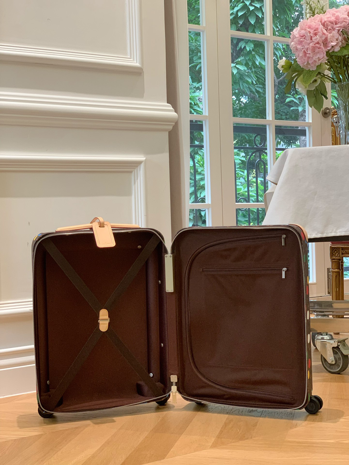 LV luggage-60