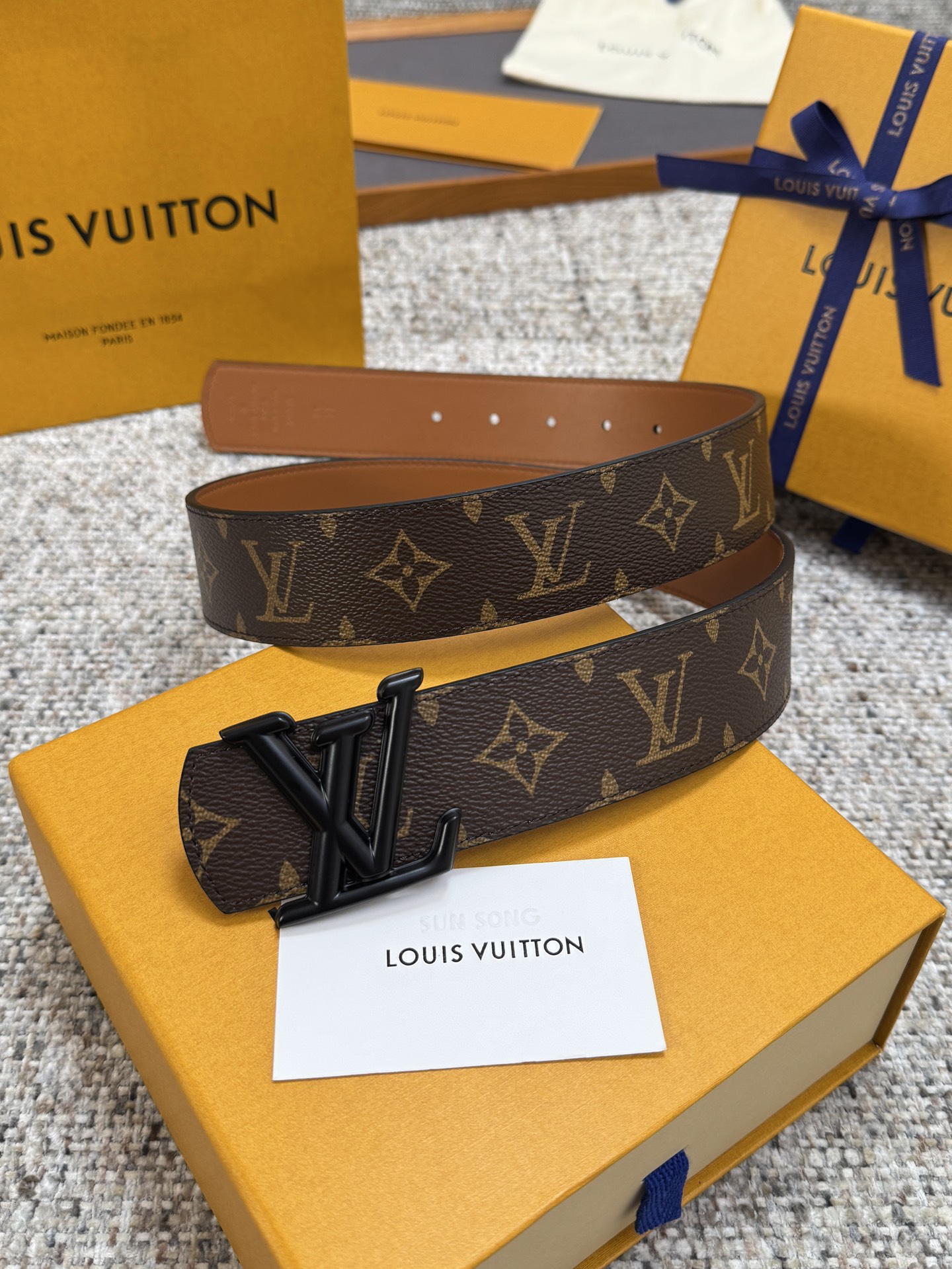 Lv belt-47