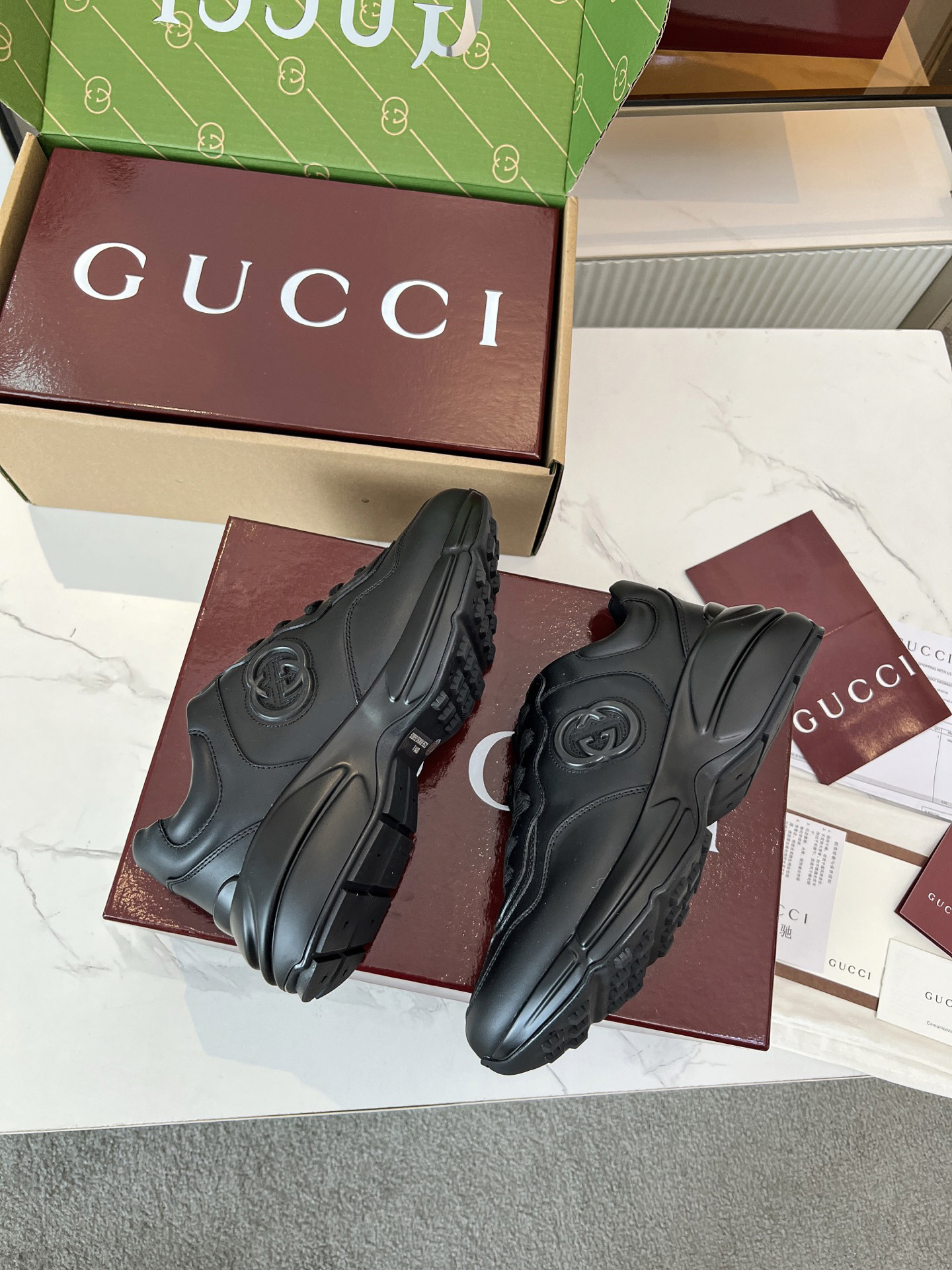 Gucci Sneakers-116