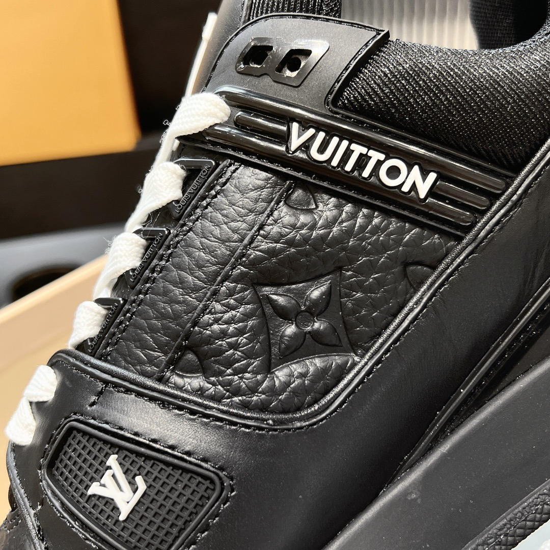 Lv Sneakers-30