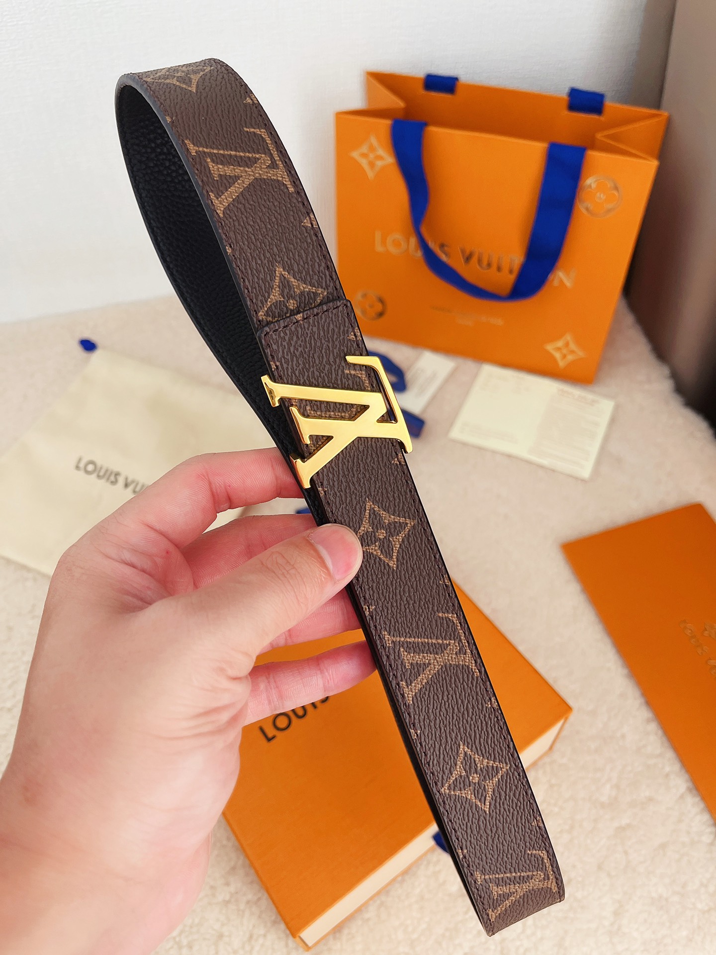 Lv belt-121