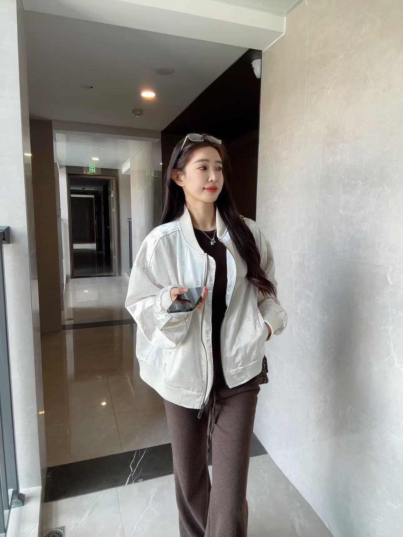 Chanel Clothing-200