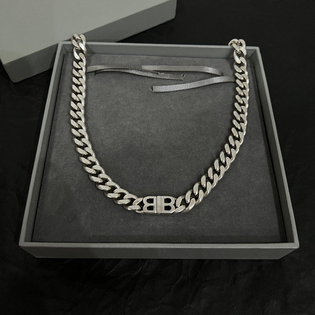 Balenciaga necklace-8
