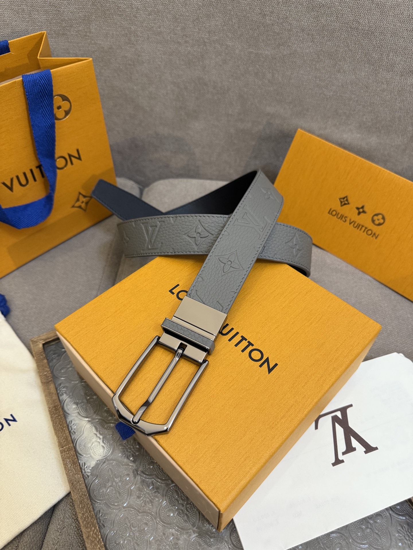 Lv belt-17