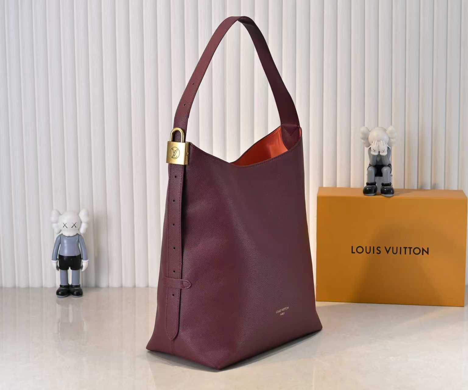 Louis Vuitton Hot New Product-147