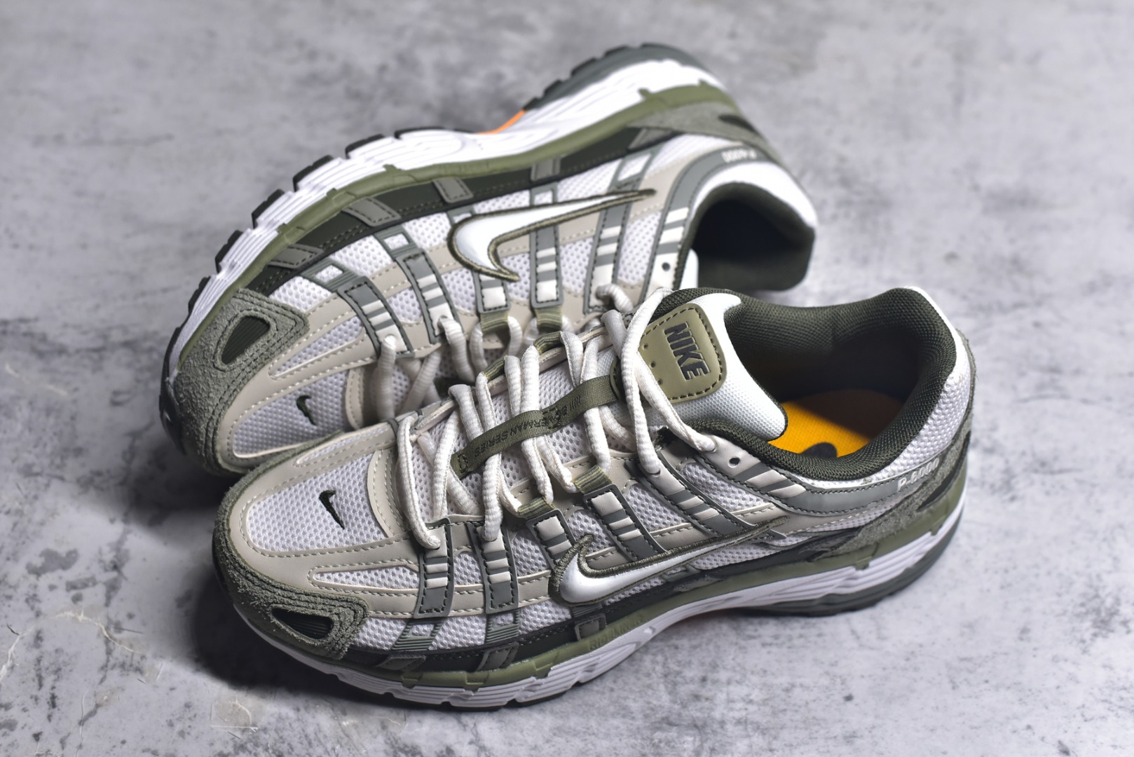 Nike Sneakers-313