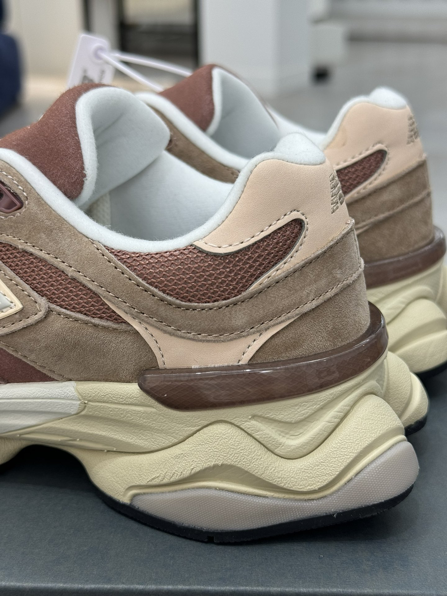 New Balance Sneakers-237