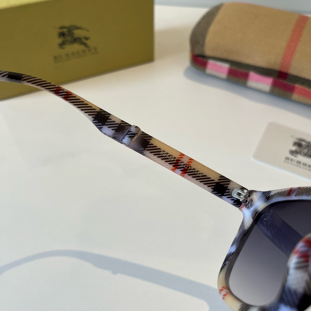 Burberry glasses-16