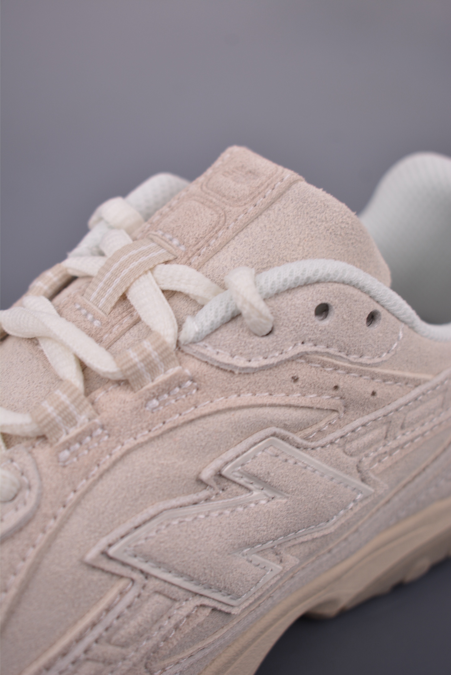 New Balance Sneakers-114