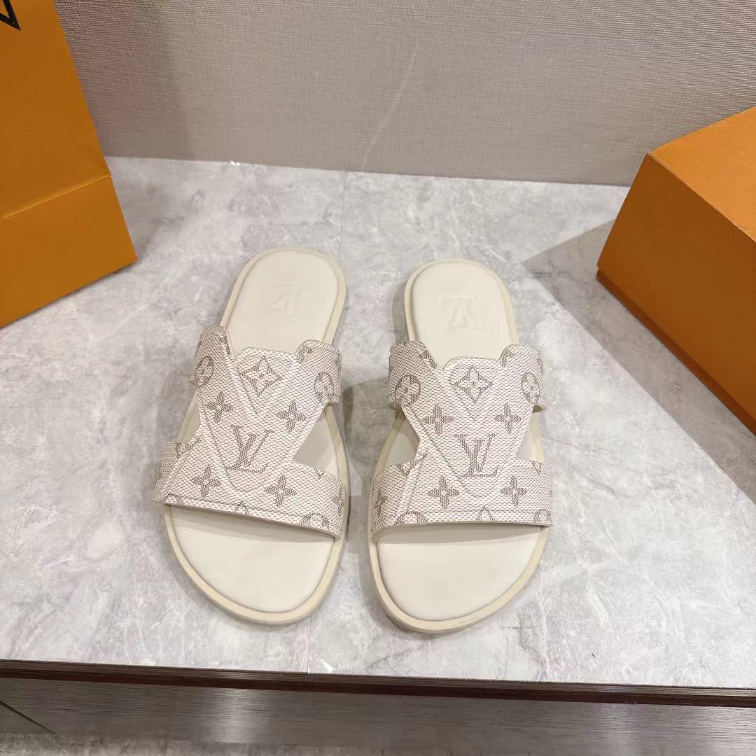LV Summer footwear