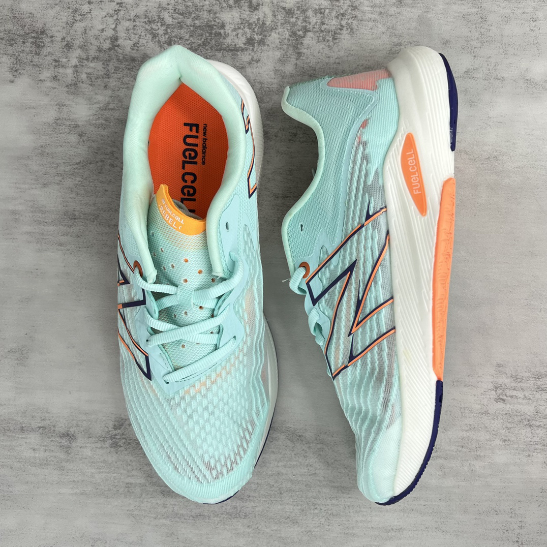 New Balance Sneakers-262