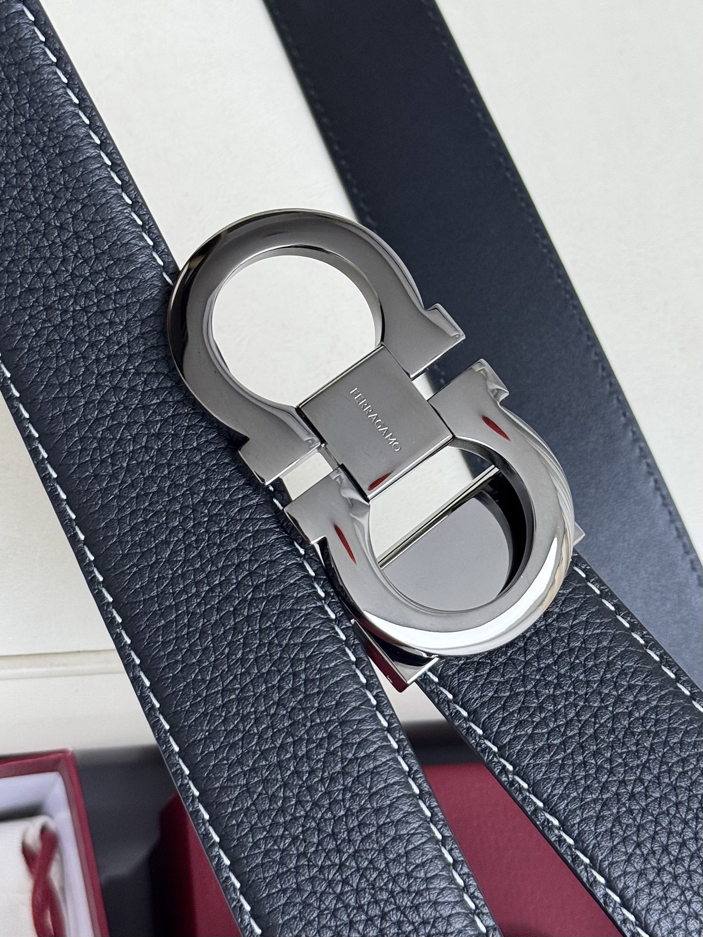 Ferragamo belt-103
