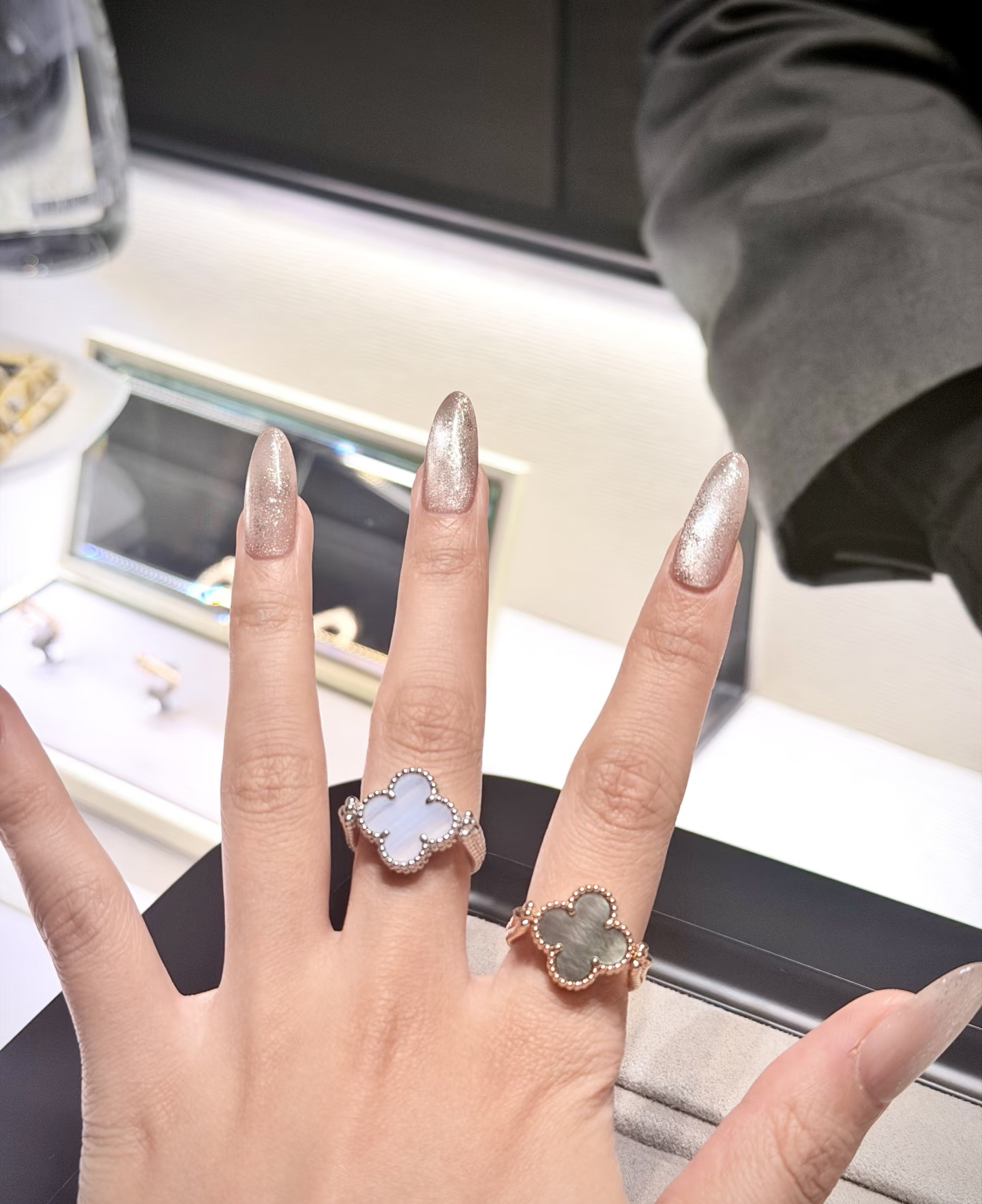 Van Cleef & Arpels ring-13