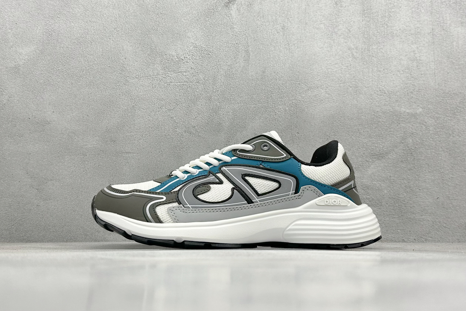 Dior Sneakers-101