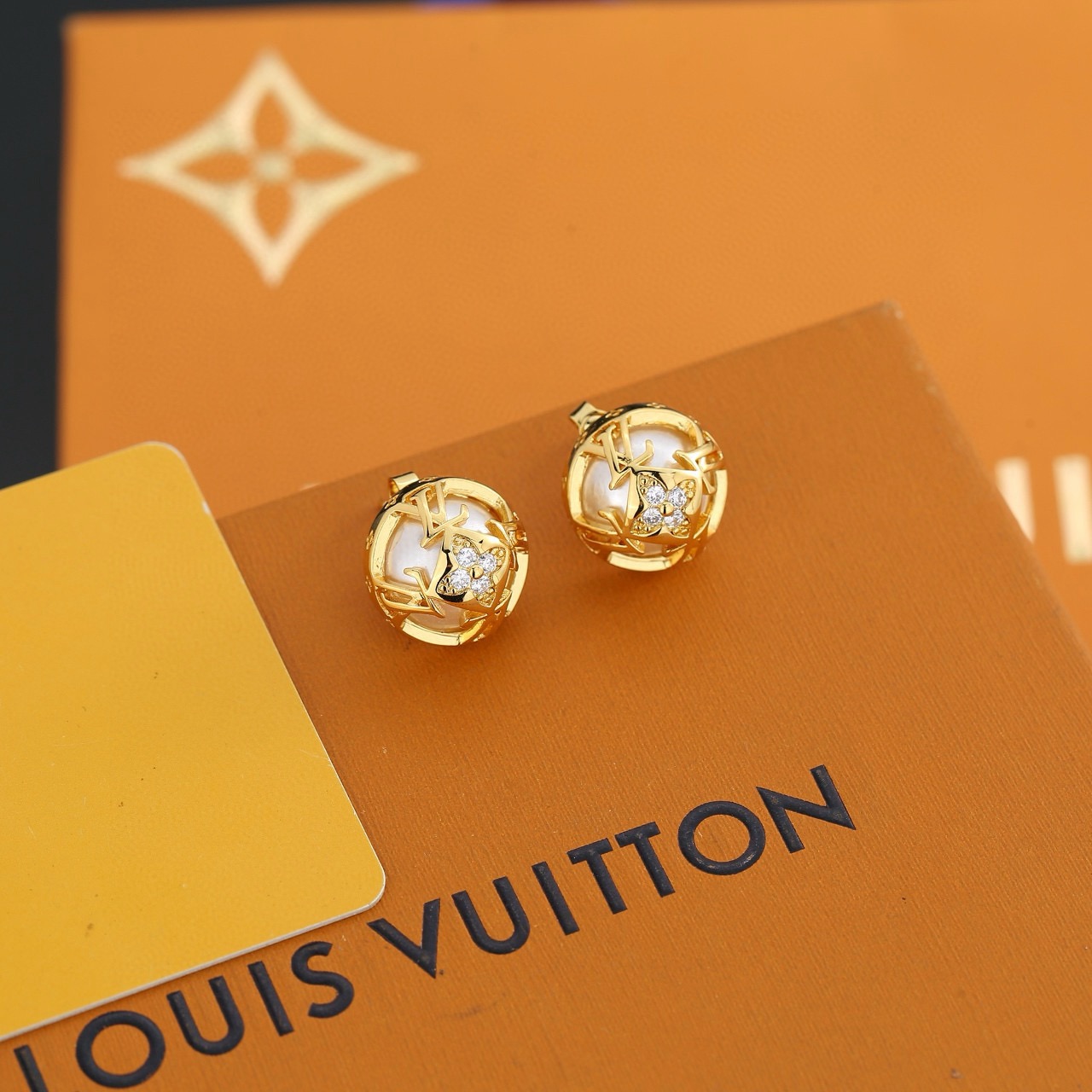 LV earrings-13