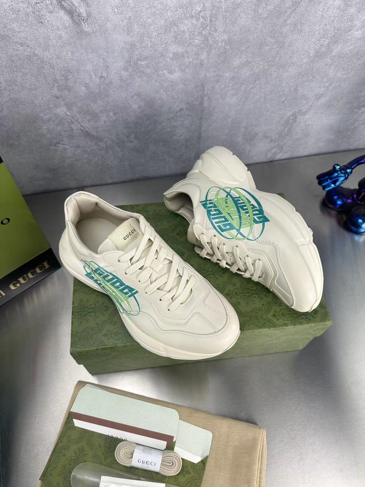 Gucci Sneakers-61