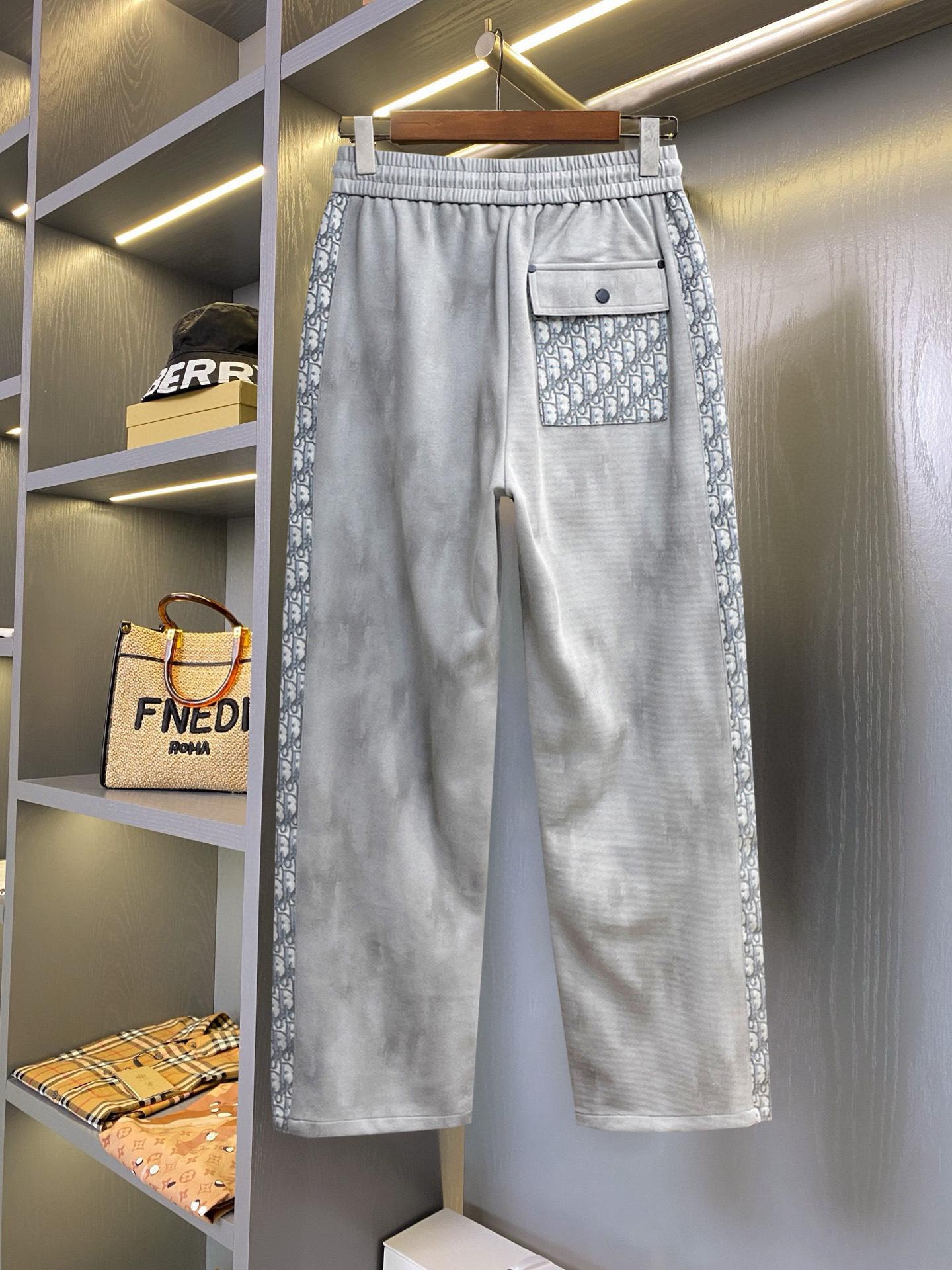 Dior clothing-90