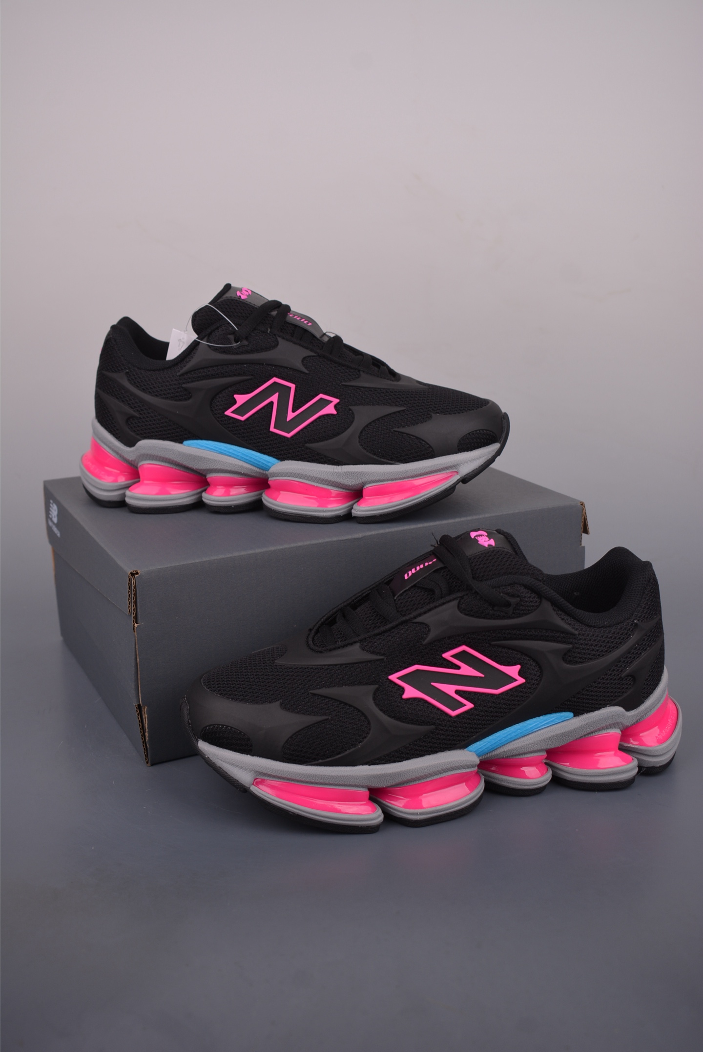 New Balance Sneakers-353