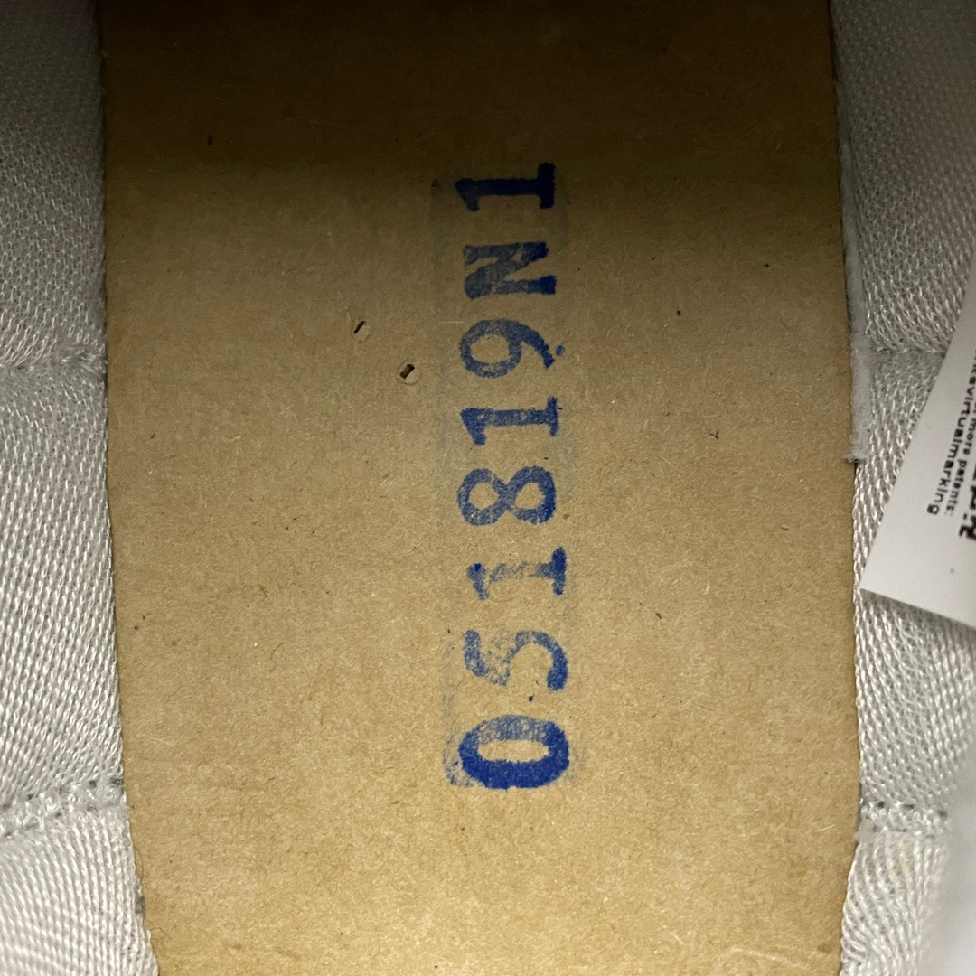 Nike Sneakers-213