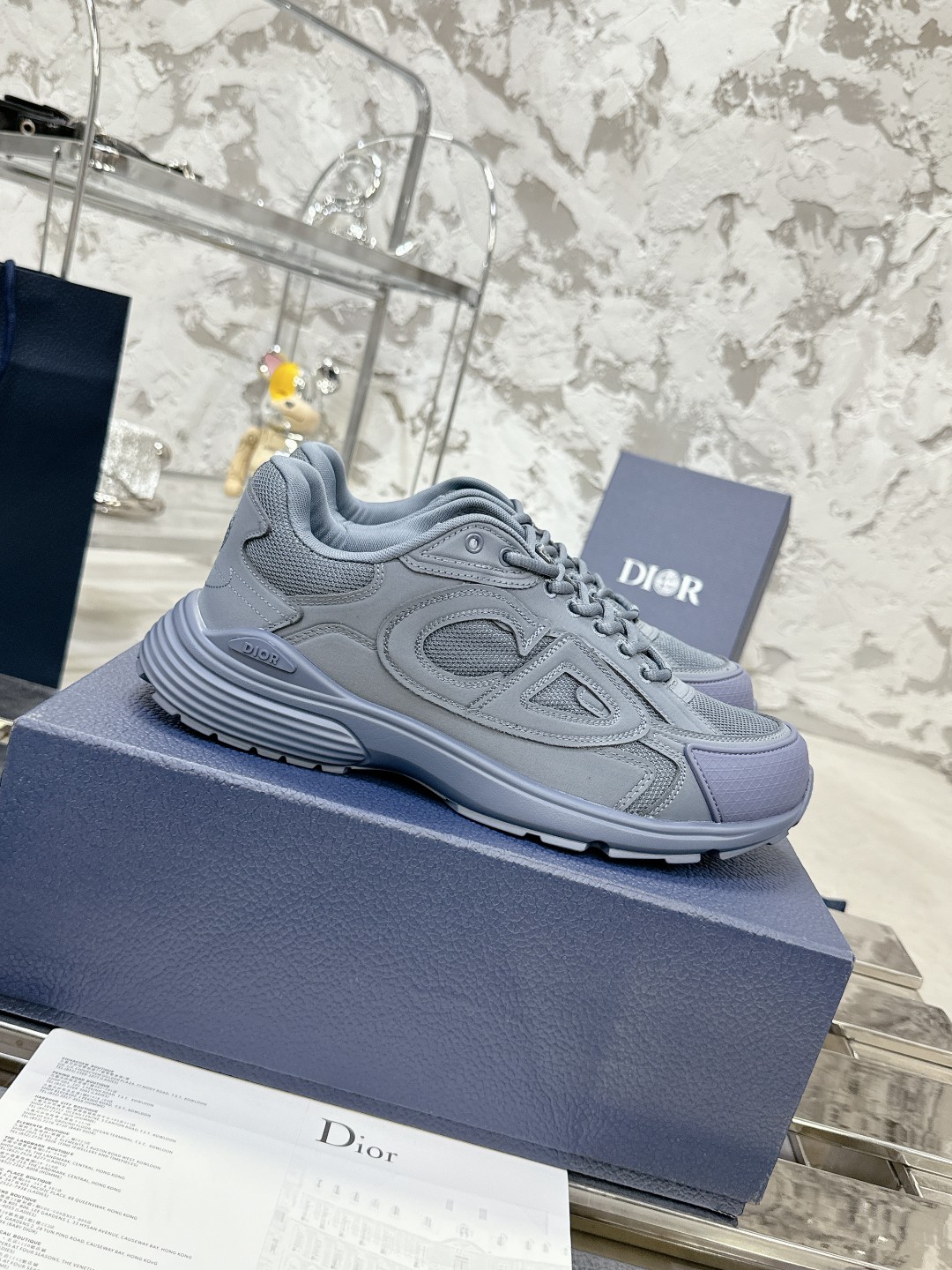 Dior Sneakers-111
