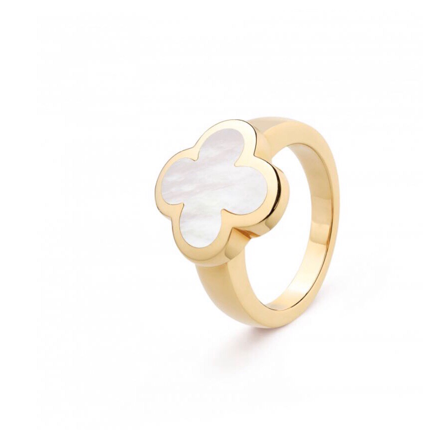 Van Cleef & Arpels ring-93