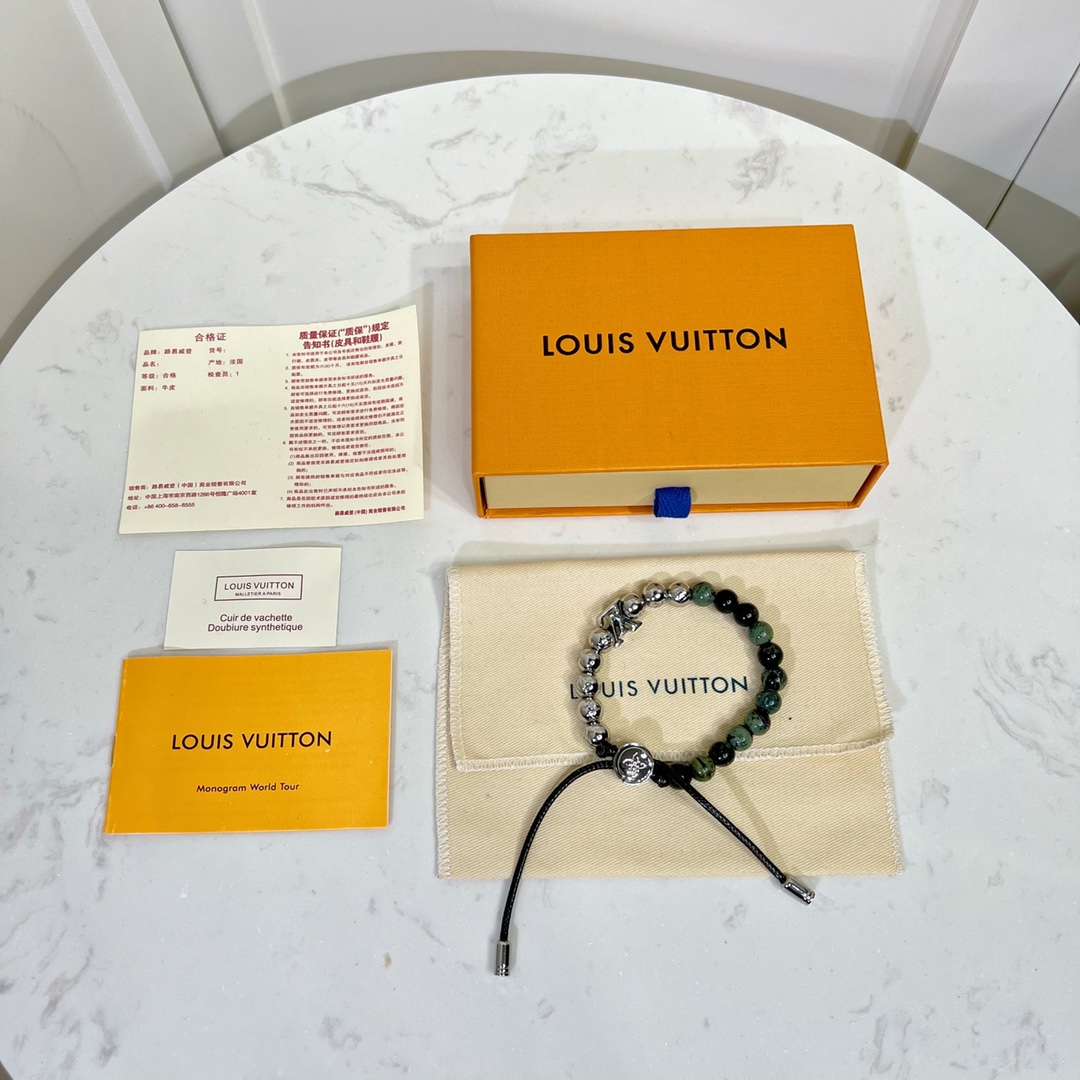 LV Bracelet-82