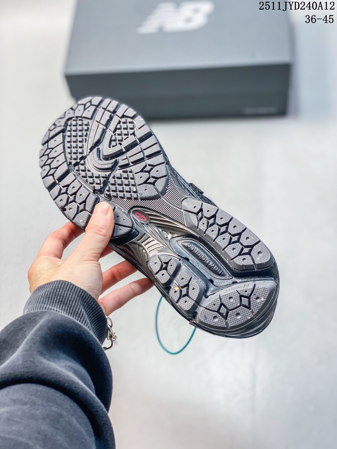 New Balance Sneakers-41