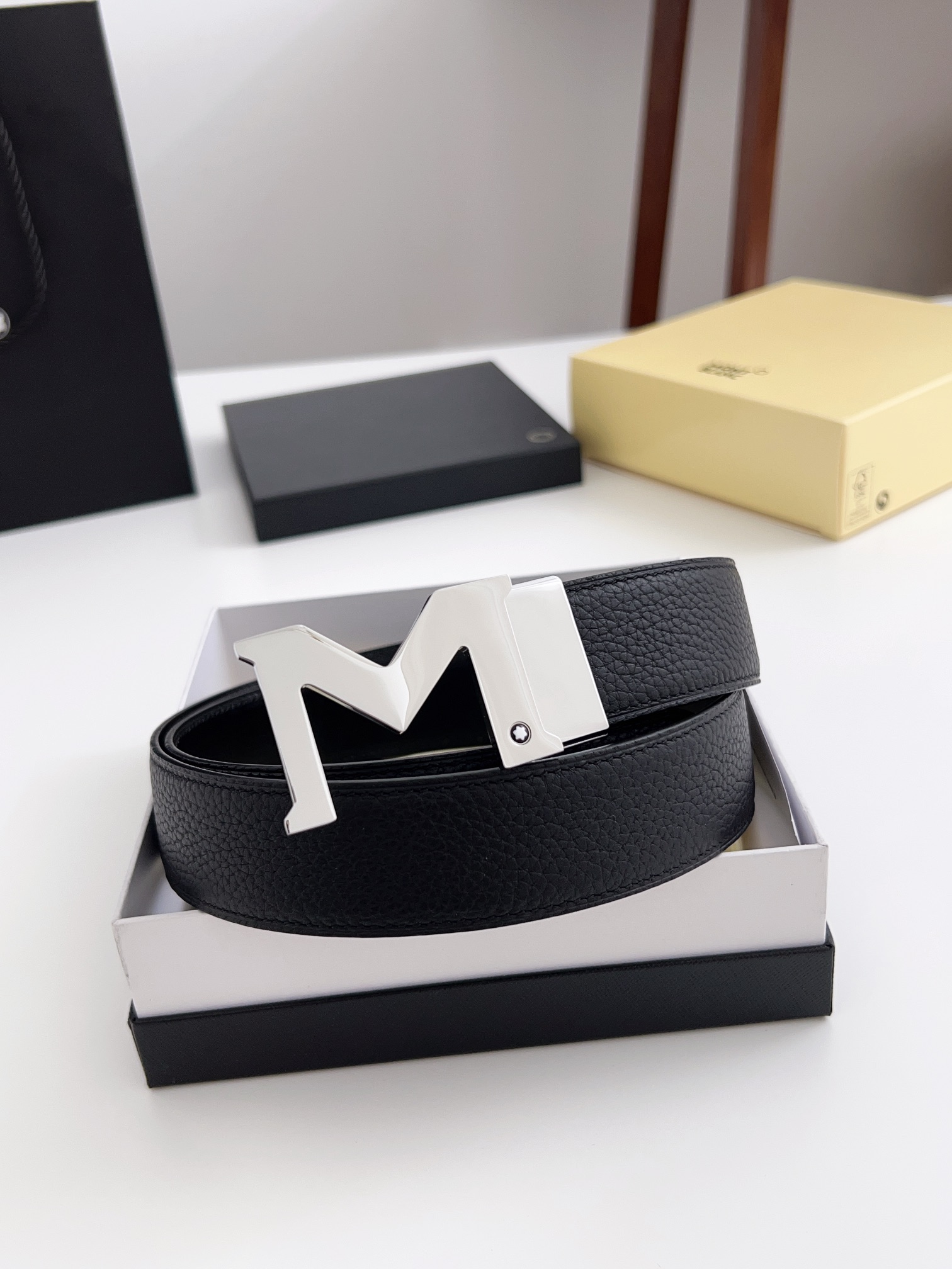 Montblanc belt-38