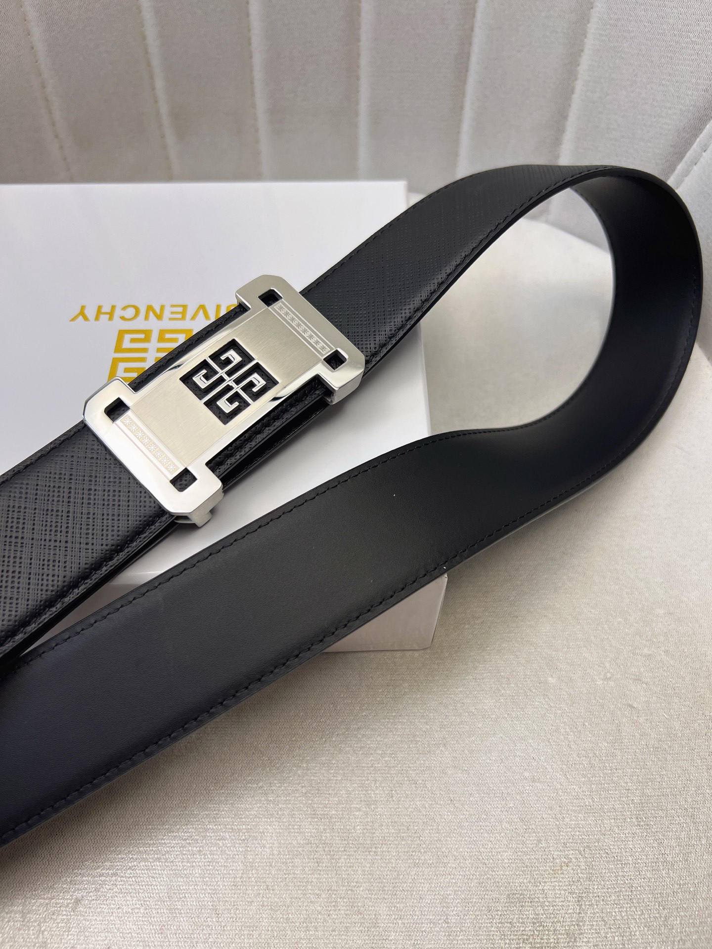 Givenchy belt-124