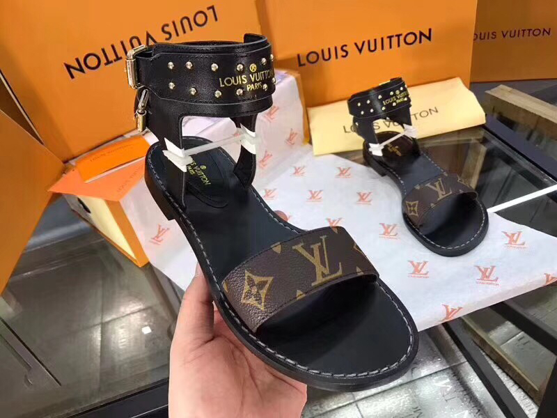 LV Summer footwear