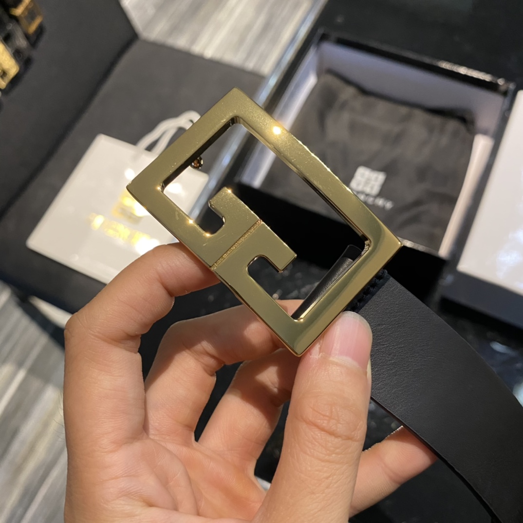 Givenchy belt-106