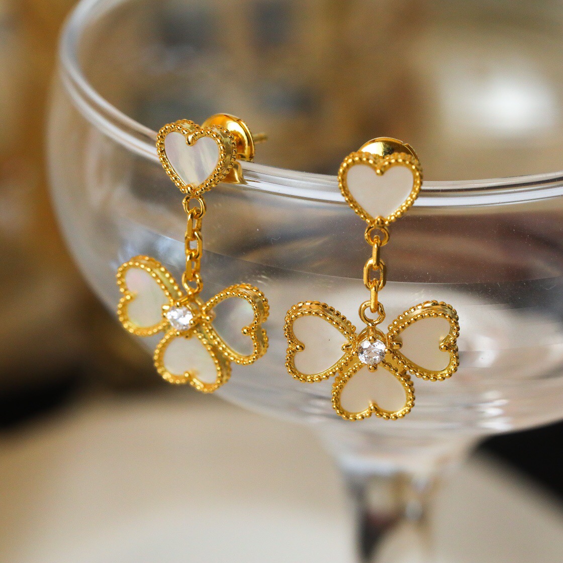 Van Cleef & Arpels earring-85