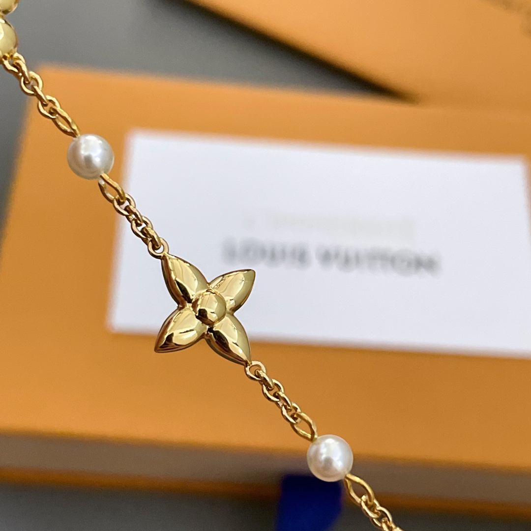 LV Bracelet-27